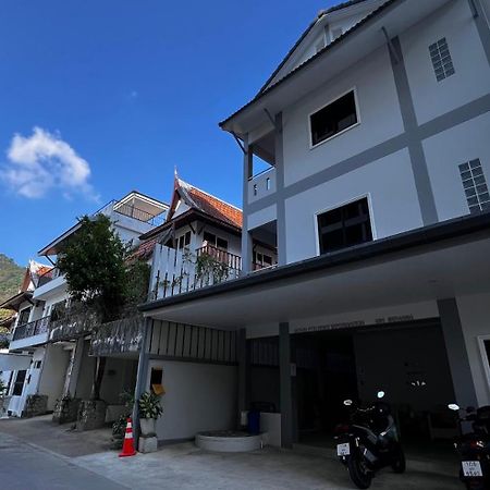 M&N Guesthouse Kata Ngoại thất bức ảnh