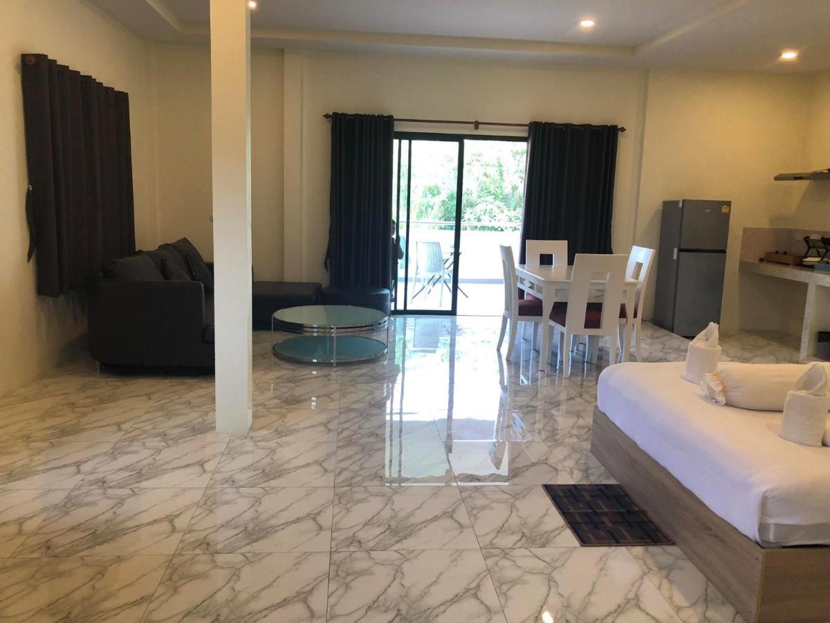 M&N Guesthouse Kata Ngoại thất bức ảnh